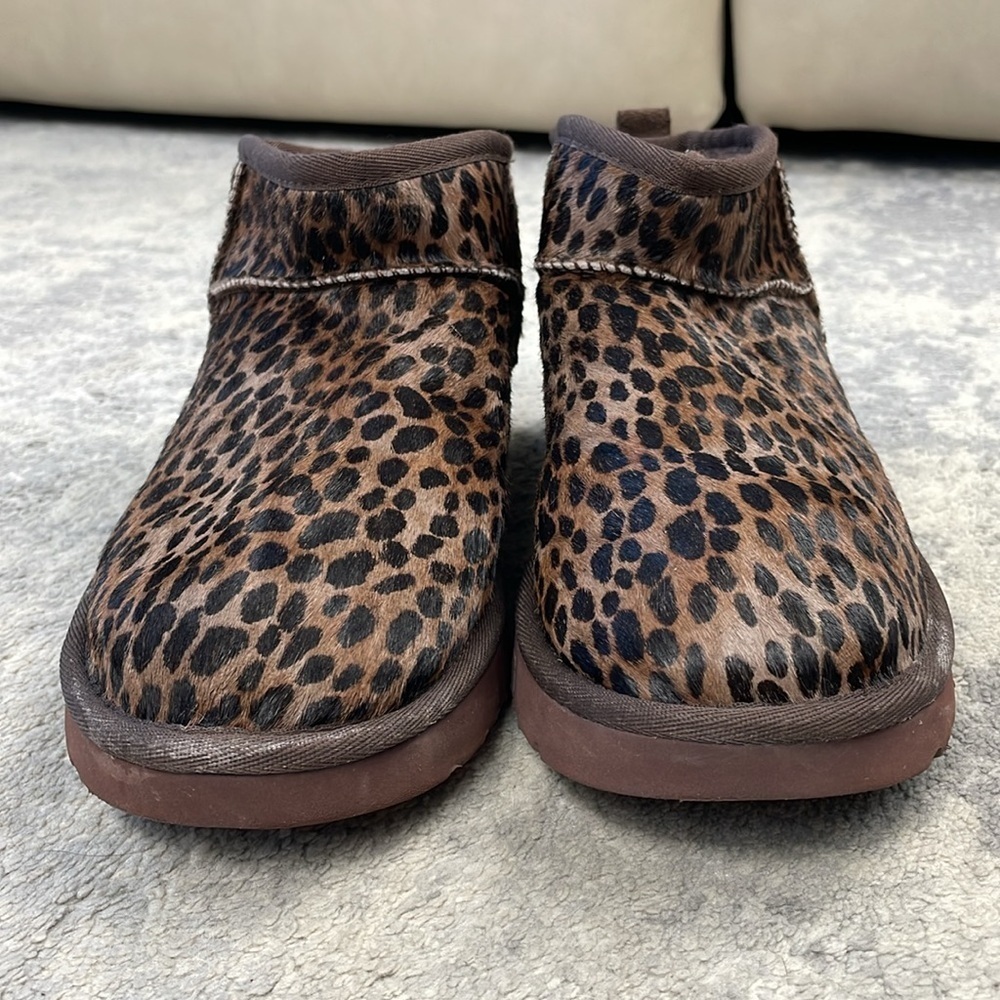 UGG Classic Ultra Mini Caspian Burnt Cedar Leopard Cheetah Animal Calf Hair 8 - Picture 6 of 14